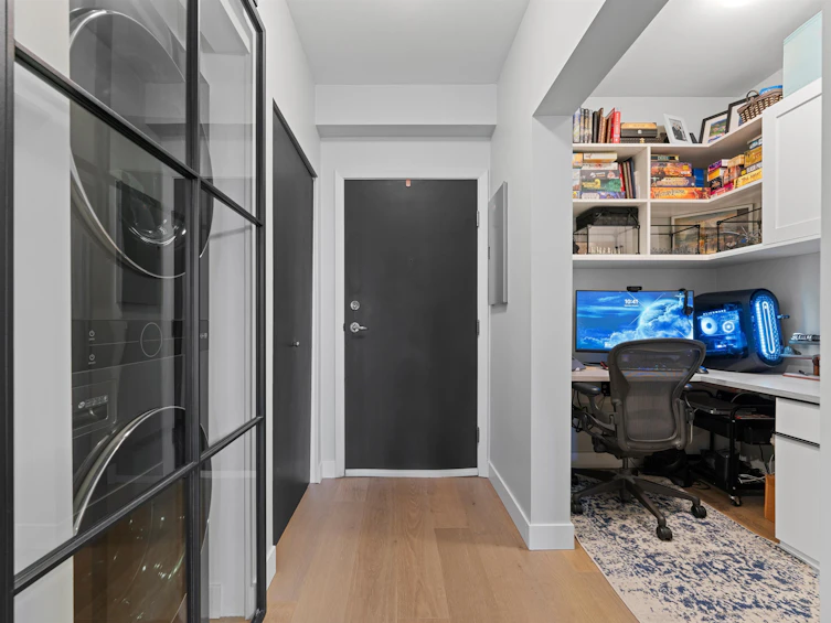 203-2228 Marstrand Avenue, Vancouver, BC, V6K 4T1 - 3