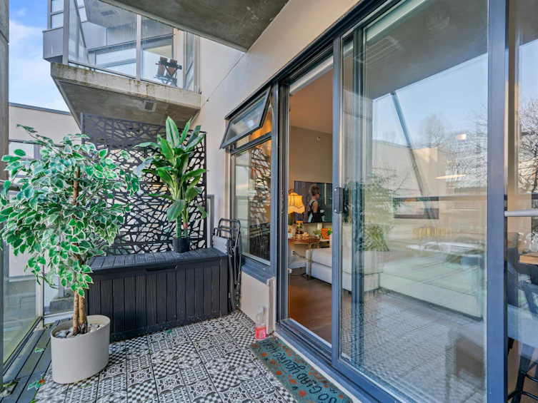 203-2228 Marstrand Avenue, Vancouver, BC, V6K 4T1 - 25
