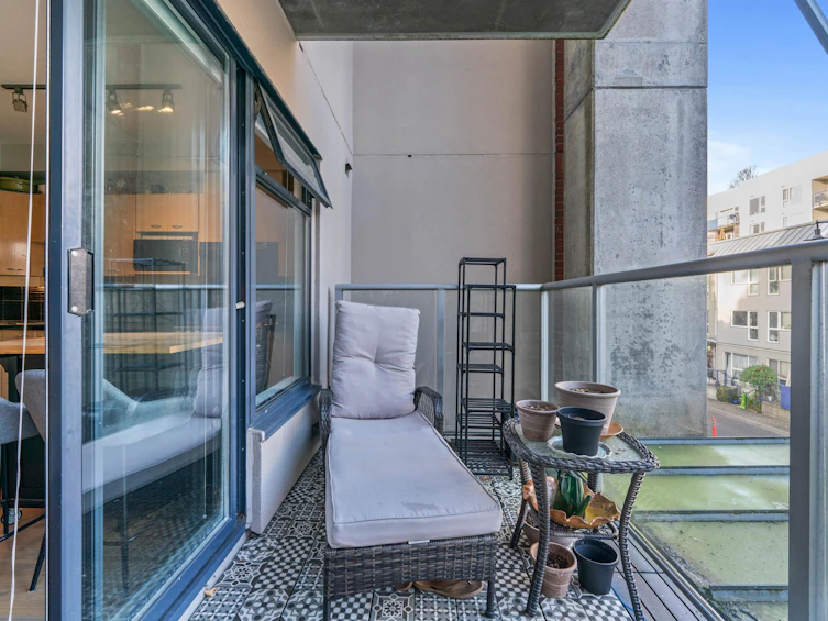 203-2228 Marstrand Avenue, Vancouver, BC, V6K 4T1 - 26