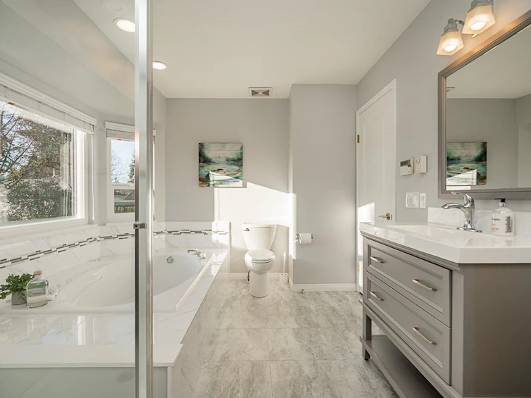 19036 62 Avenue, Surrey, BC, V3S 8H7 - 21