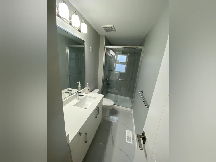 13827 Berg Road, Surrey, BC, V3R 5L2 - 12