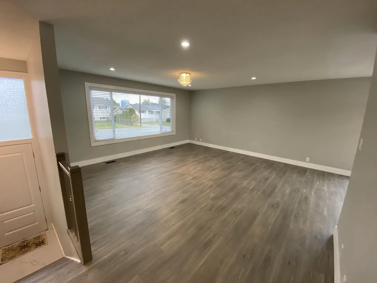 13827 Berg Road, Surrey, BC, V3R 5L2 - 5