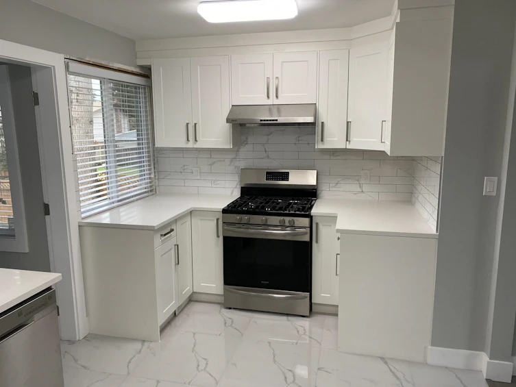 13827 Berg Road, Surrey, BC, V3R 5L2 - 10