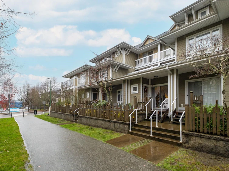 166-7388 Macpherson Avenue, Burnaby, BC, V5J 0A1 - 2