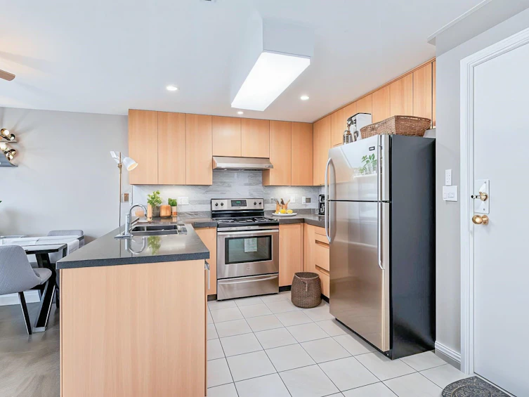 313-8115 121a Street, Surrey, BC, V3W 1J2 - 5