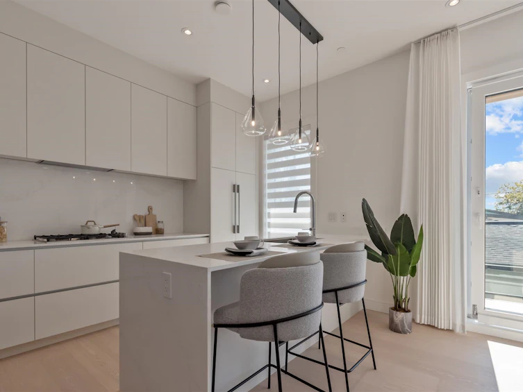 1-878 E 61 Avenue, Vancouver, BC, V6P 4J6 - 6