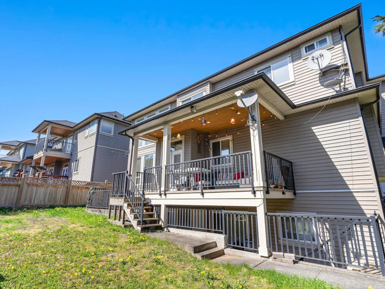 18876 53b Avenue, Surrey, BC, V3S 2K2 - 38