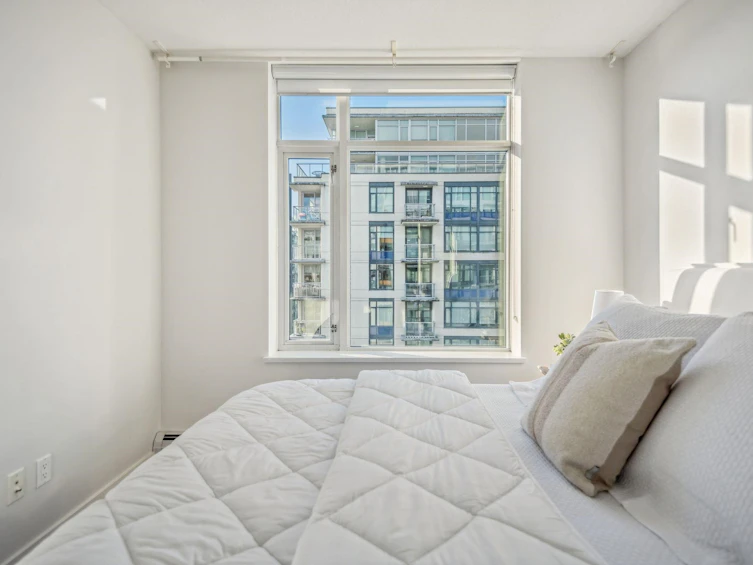 1008-108 W 1st Avenue, Vancouver, BC, V5Y 0H4 - 11