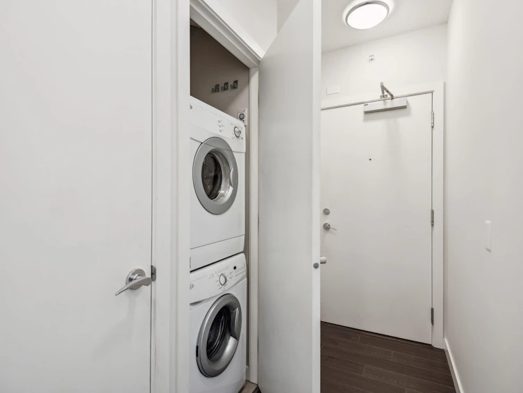 1008-108 W 1st Avenue, Vancouver, BC, V5Y 0H4 - 17