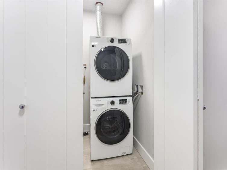 405-3050 Kingsway, Vancouver, BC, V5R 5J7 - 12