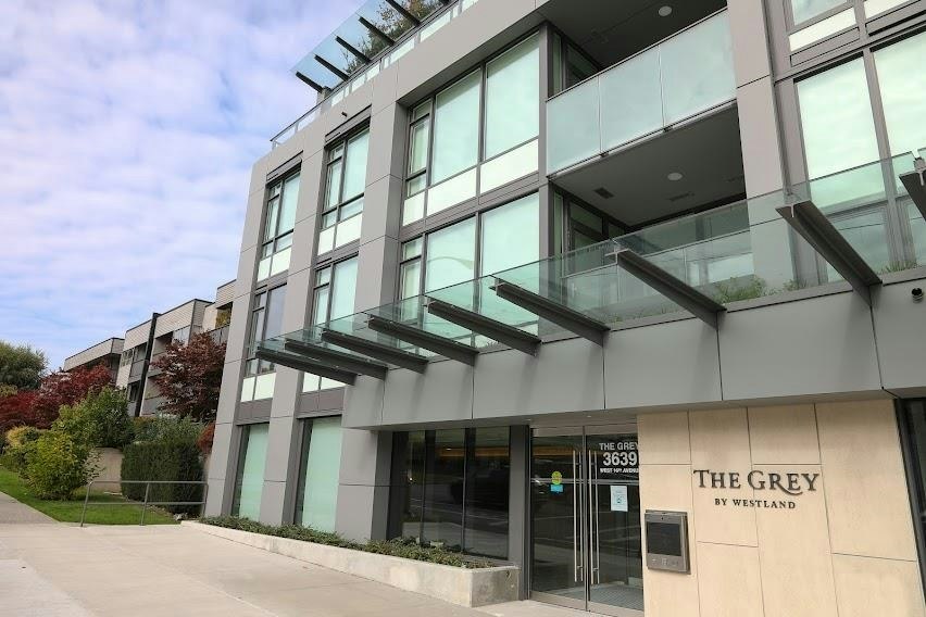 211-3639 W 16th Avenue, Vancouver, BC, V6R 3C3