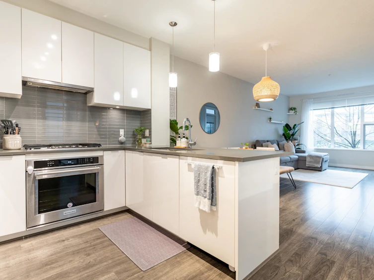211-9388 Tomicki Avenue, Richmond, BC, V6X 0P1 - 5