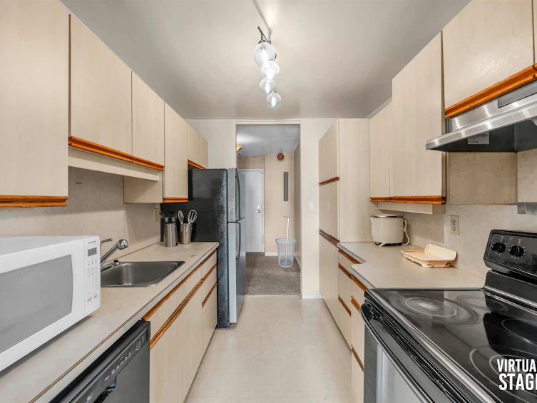 230-8860 No. 1 Road, Richmond, BC, V7C 4C1 - 4