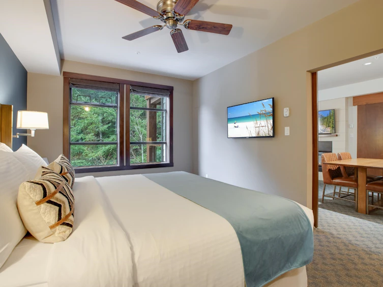 303C-2020 London Lane, Whistler, BC, V0N 1B2 - 12