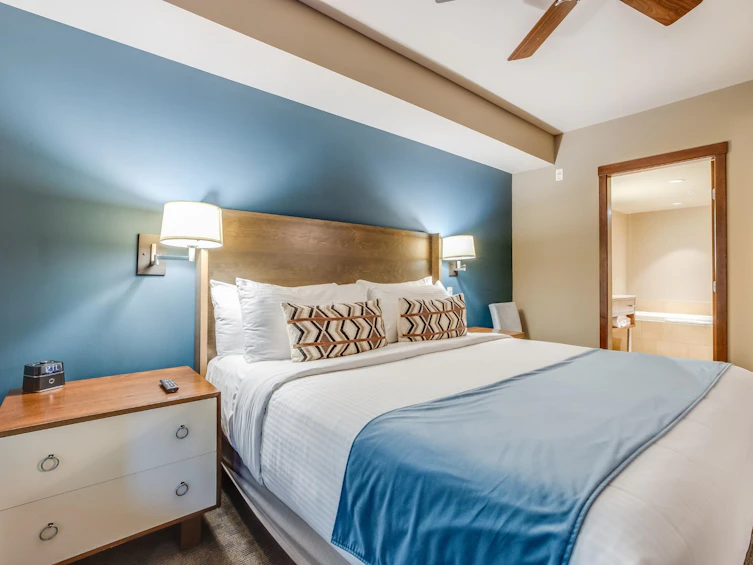 303C-2020 London Lane, Whistler, BC, V0N 1B2 - 17