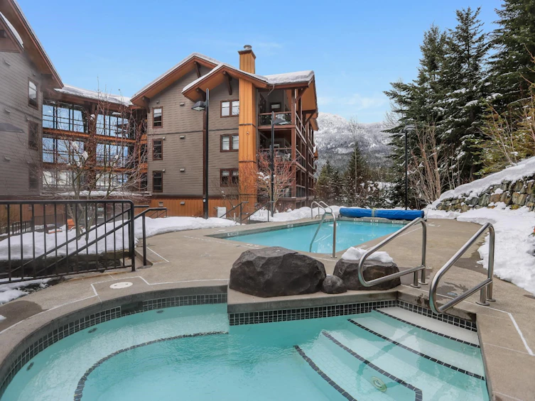 303C-2020 London Lane, Whistler, BC, V0N 1B2 - 23