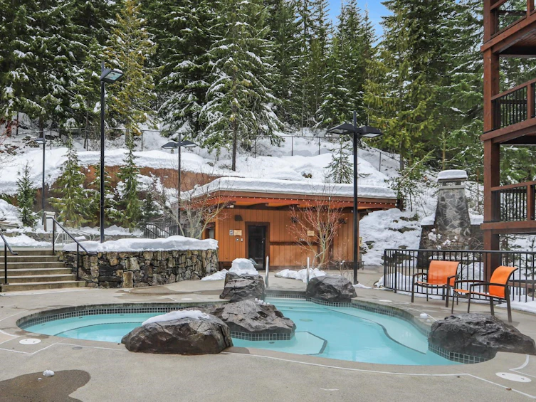 303C-2020 London Lane, Whistler, BC, V0N 1B2 - 24