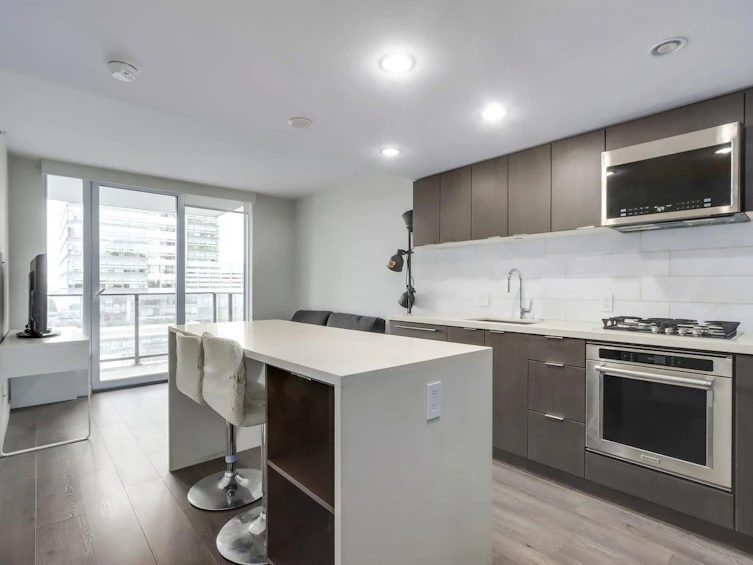 707-8189 Cambie Street, Vancouver, BC, V6P 0G6 - 2