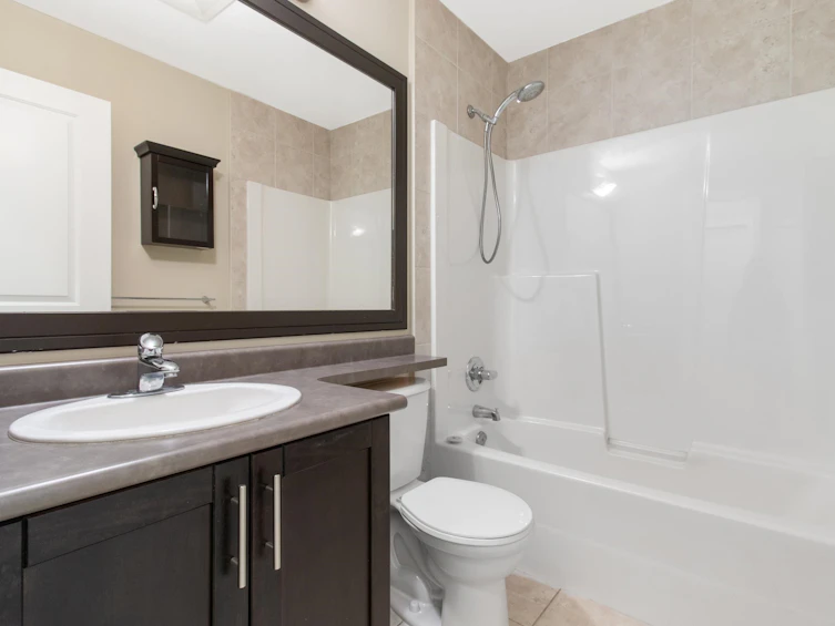 113-46262 First Avenue, Chilliwack, BC, V2P 0C3 - 23