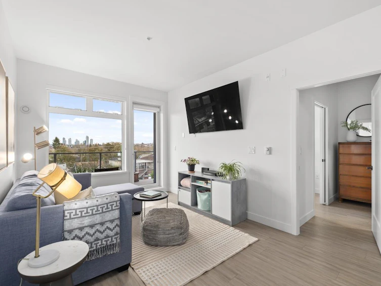 402-2408 Grant Street, Vancouver, BC, V5K 3G4 - 2