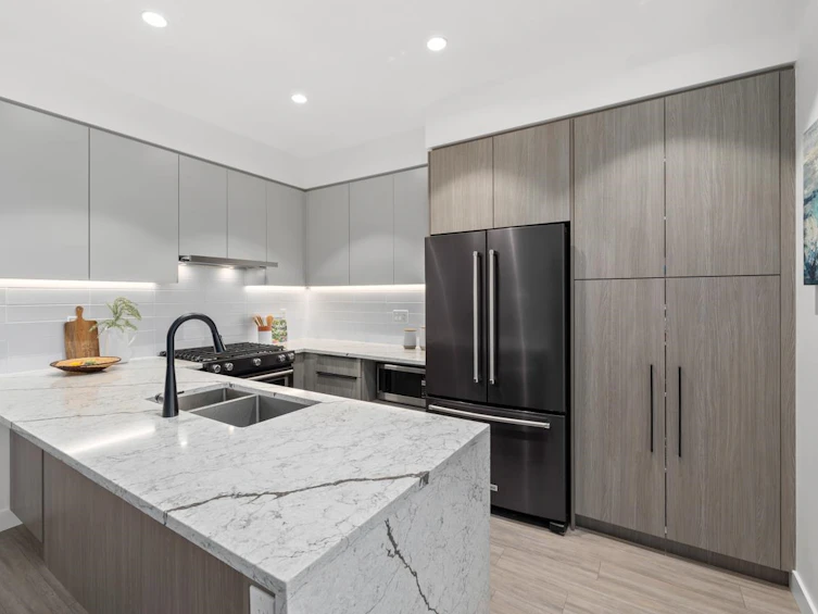 402-2408 Grant Street, Vancouver, BC, V5K 3G4 - 6