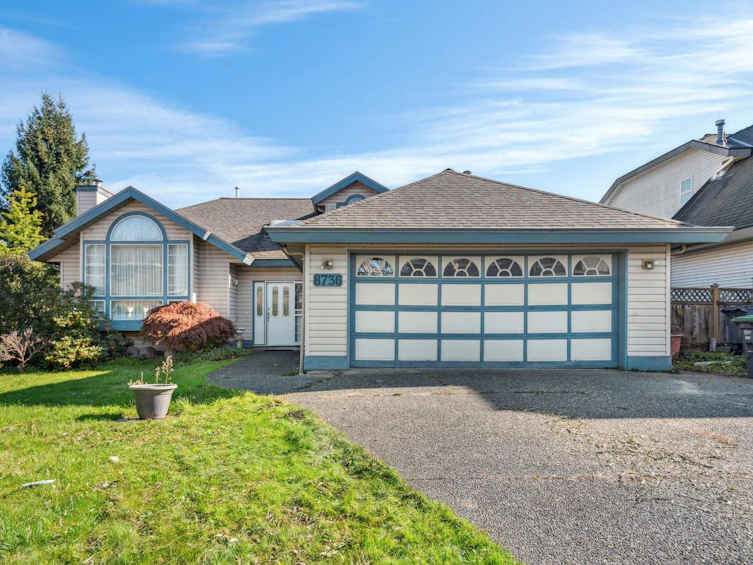 8736 163a Street, Surrey, BC, V4N 1C3