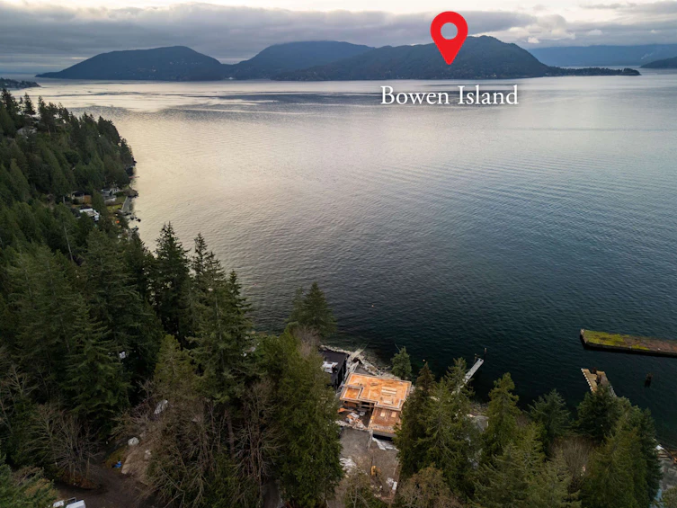8925 Lawrence Way, West Vancouver, BC, V7W 2T7 - 7