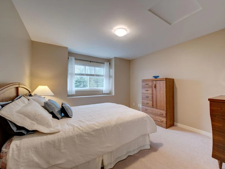 5540 Clayton Avenue, Sechelt, BC, V7Z 0V1 - 18