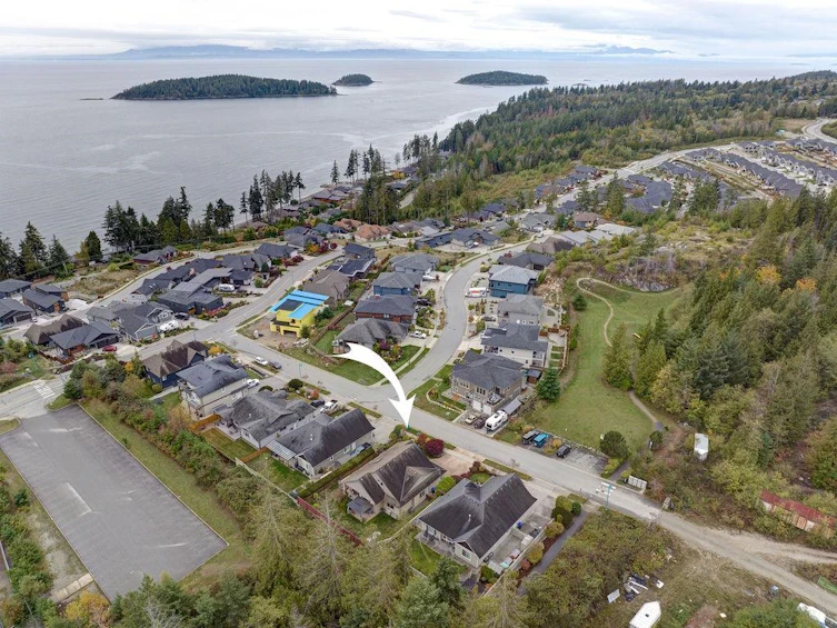 5540 Clayton Avenue, Sechelt, BC, V7Z 0V1 - 32