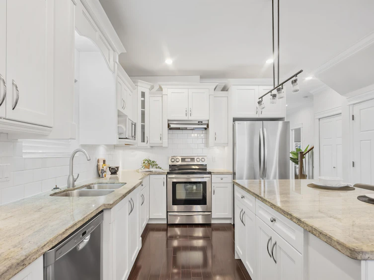 19093 67a Avenue, Surrey, BC, V4N 6A6 - 10