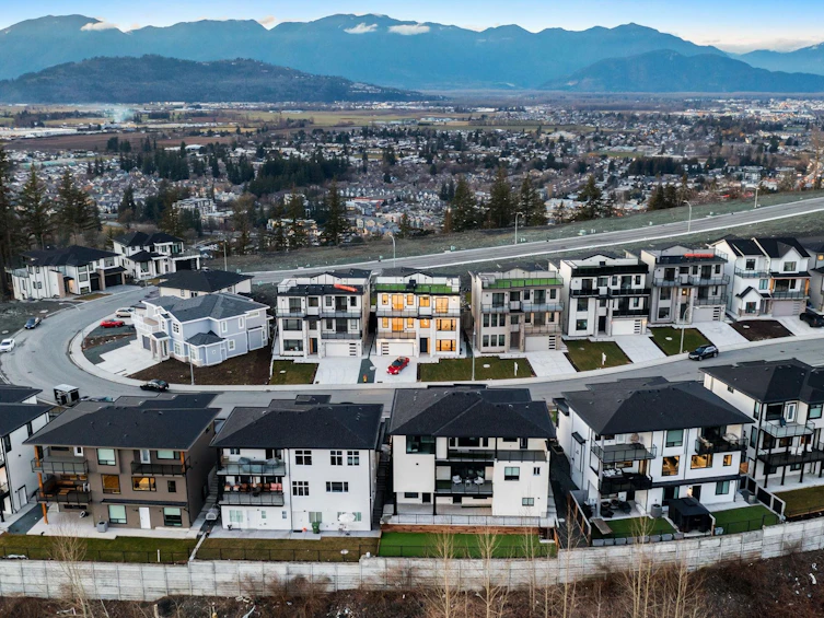 46101 Crestview Drive, Chilliwack, BC, V2R 6G4 - 40