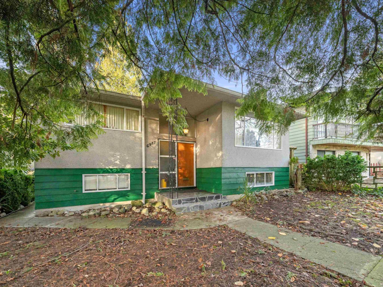 6987 Tyne Street, Vancouver, BC, V5S 3M4