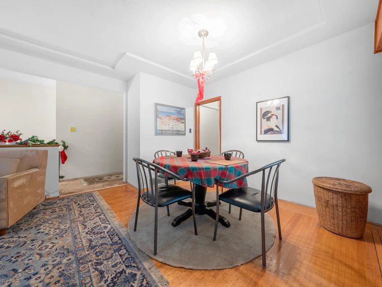 6987 Tyne Street, Vancouver, BC, V5S 3M4 - 10