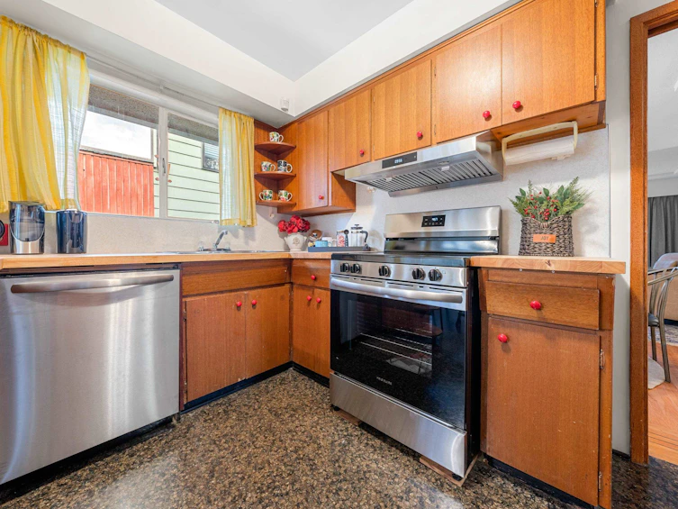 6987 Tyne Street, Vancouver, BC, V5S 3M4 - 13