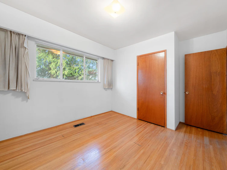 6987 Tyne Street, Vancouver, BC, V5S 3M4 - 23
