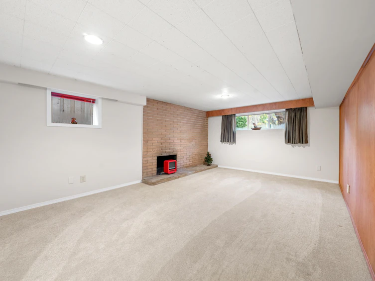 6987 Tyne Street, Vancouver, BC, V5S 3M4 - 32