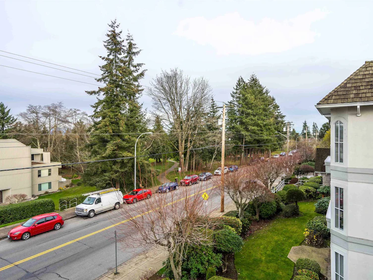 300-15268 18 Avenue, Surrey, BC, V4A 1W8 - 30