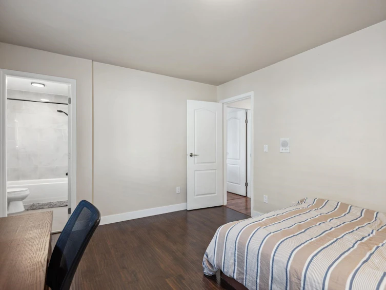 6211 Barnard Drive, Richmond, BC, V7C 5P8 - 32