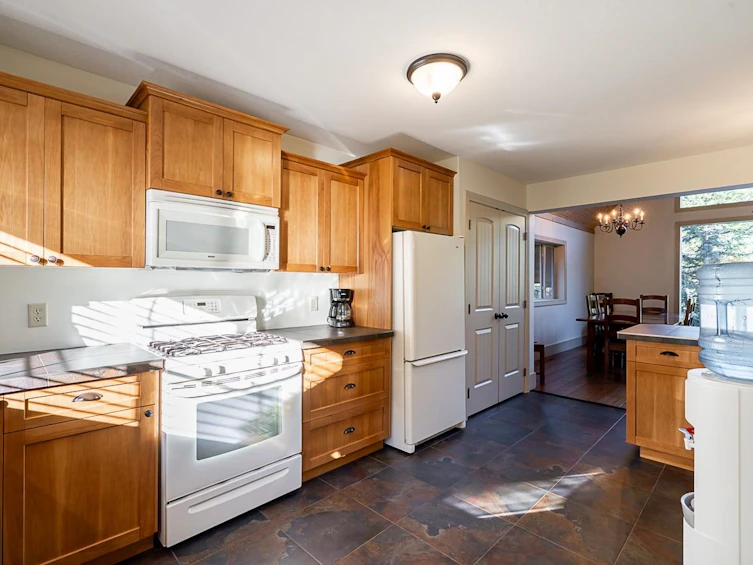20548 Edelweiss Drive, Mission, BC, V0M 1A1 - 6