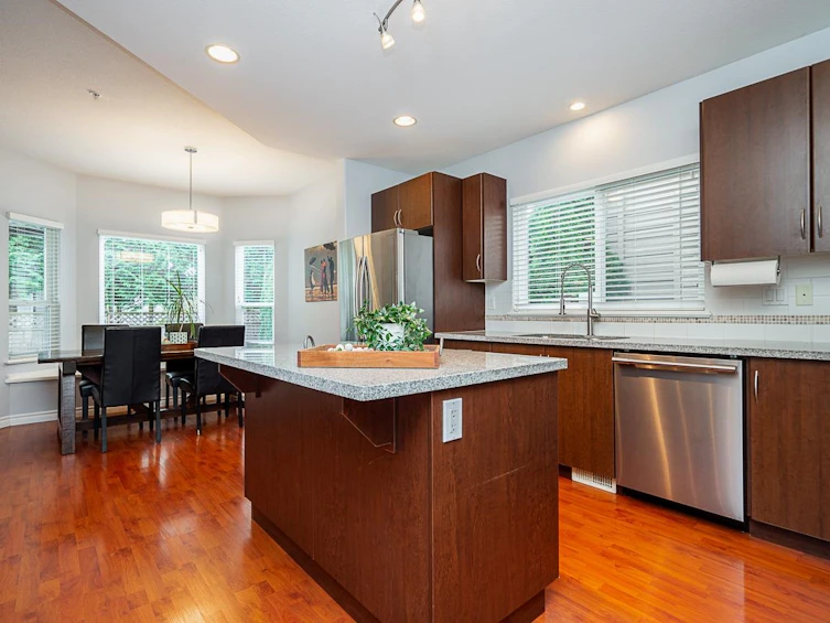 19488 Hoffmann Way, Pitt Meadows, BC, V3Y 2W8 - 3