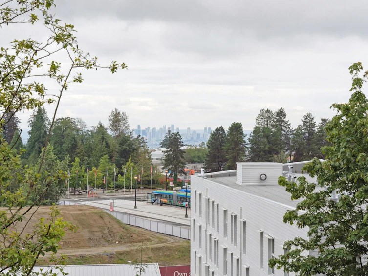 711-8750 University Crescent, Burnaby, BC, V5A 0G9 - 13