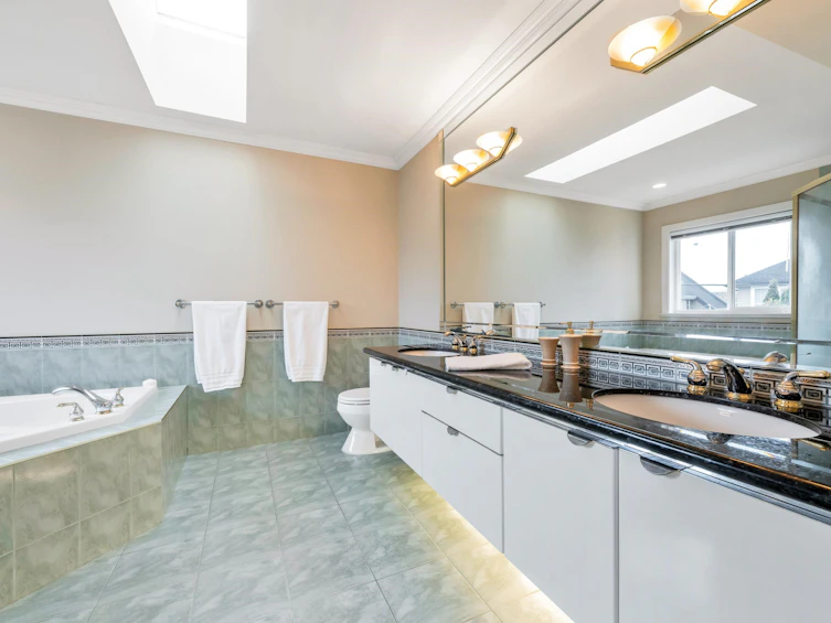8200 Fairlane Road, Richmond, BC, V7C 1Y4 - 20