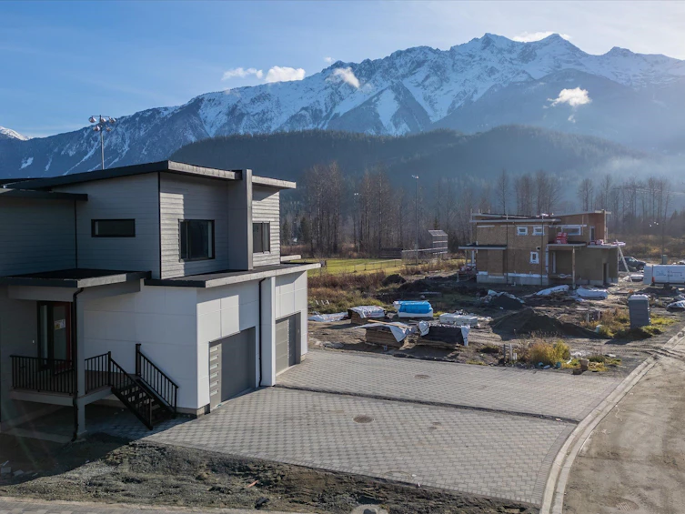 1007 Phare Crescent, Pemberton, BC, V0N 2L1 - 4