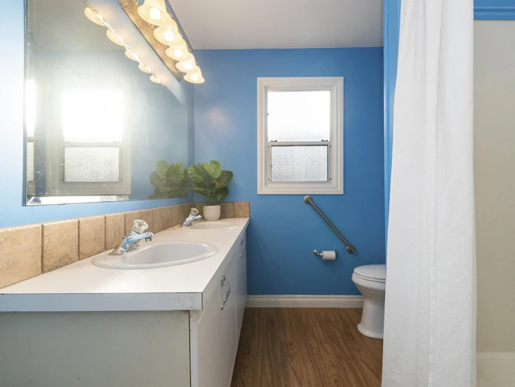 241 First Avenue, Cultus Lake, BC, V2R 4Y9 - 20