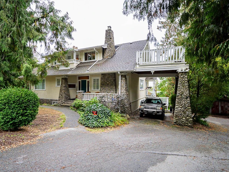 5634 Marine Drive, Burnaby, BC, V5J 3G8
