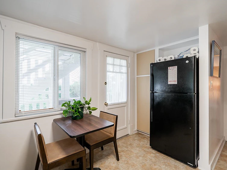 5634 Marine Drive, Burnaby, BC, V5J 3G8 - 11