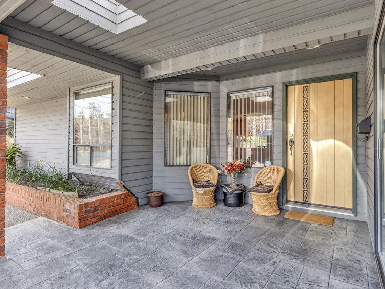 5441 128 Street, Surrey, BC, V3X 1T8 - 5