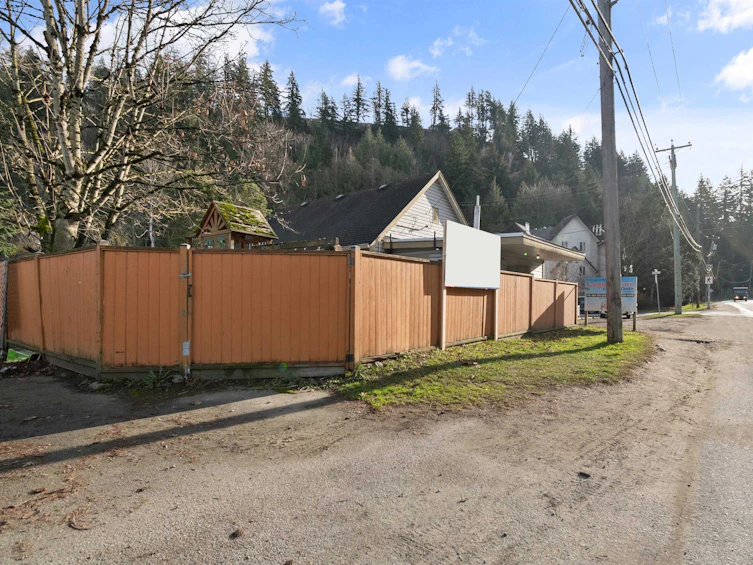 5412 Vedder Road, Chilliwack, BC, V2R 3M4 - 5
