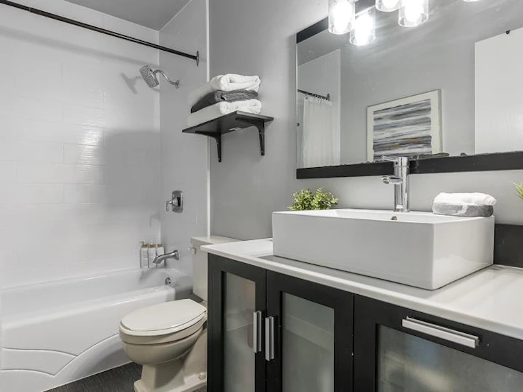 107-13880 74 Avenue, Surrey, BC, V3W 7E6 - 13