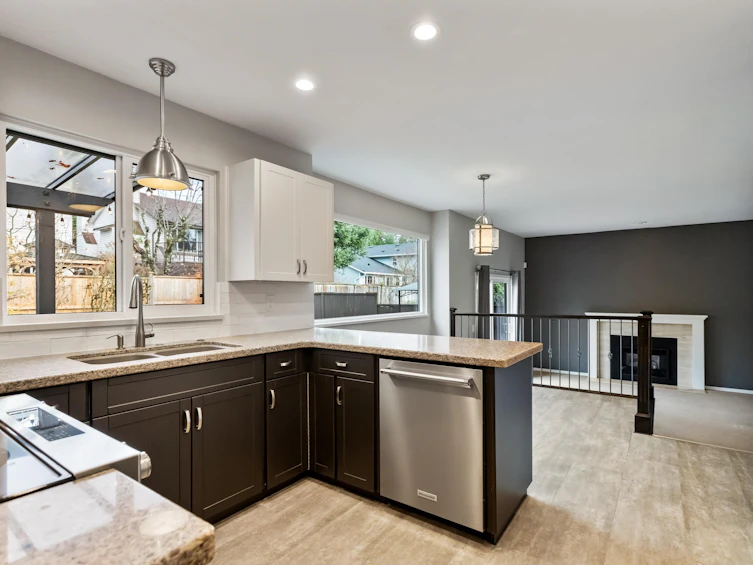 1141 Alderwood Avenue, Port Coquitlam, BC, V3B 7G3 - 8